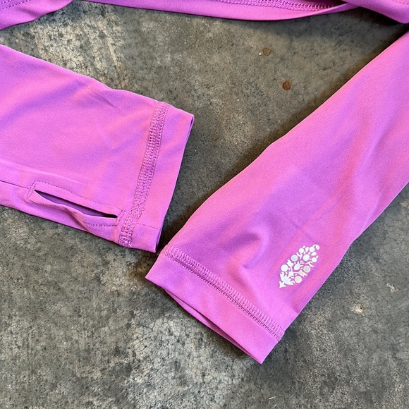 ππ NWT FP Movement Long Sleeve Crop Top XS ππ - Picture 3 of 6